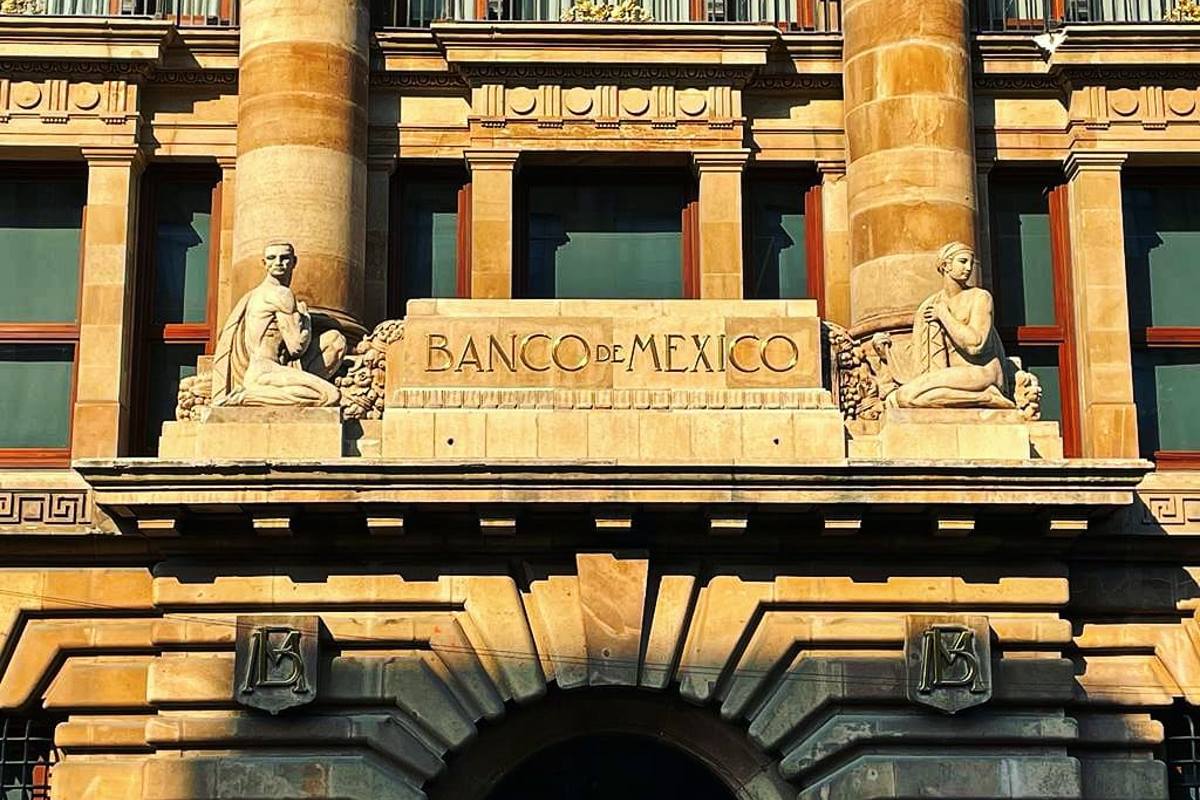 banxico-mexico-remesas-diferencia-inversion-extranjera-directa-amlo