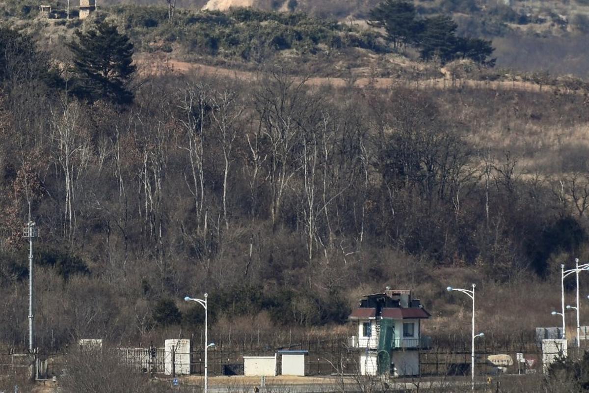 corea-del-sur-norte-persona-cruzando