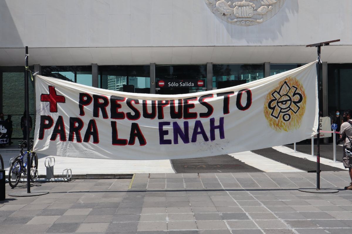 inah-enah-profesores-eventuales-presupuesto-contratacion