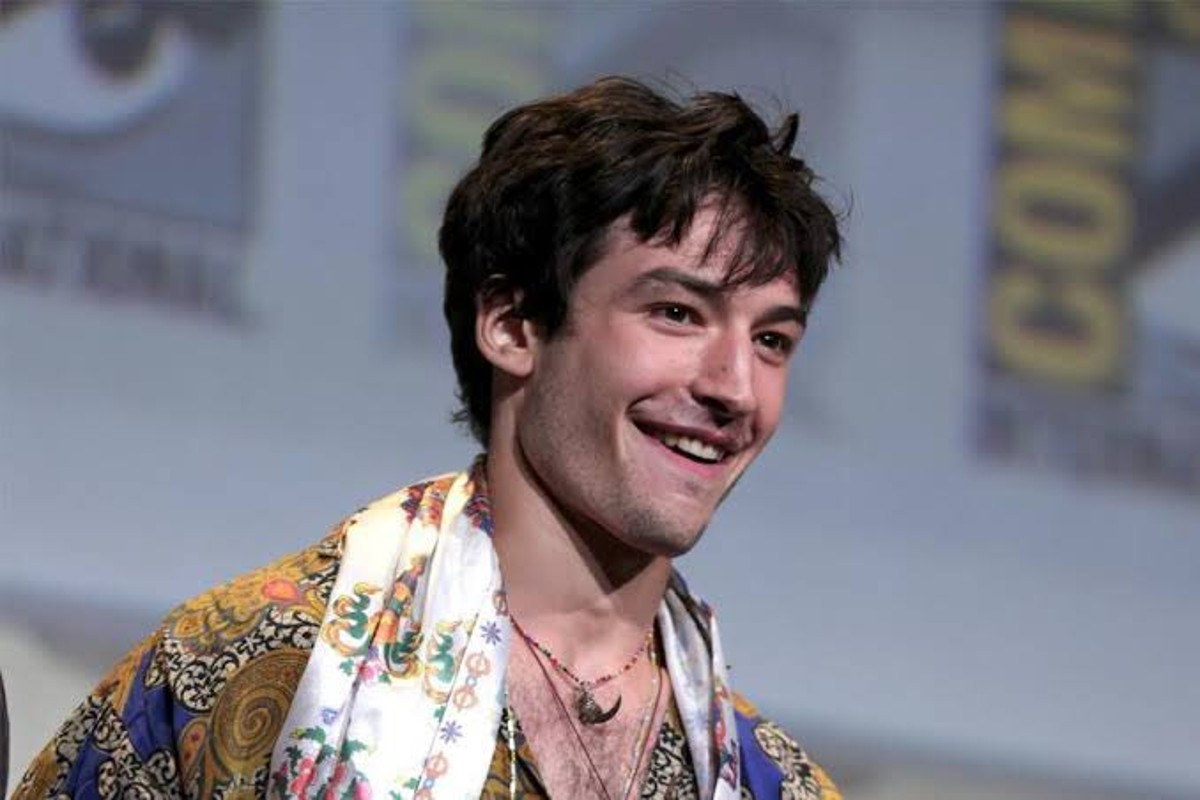 ezra-miller-actor-arrestado-desorden-publico-acoso
