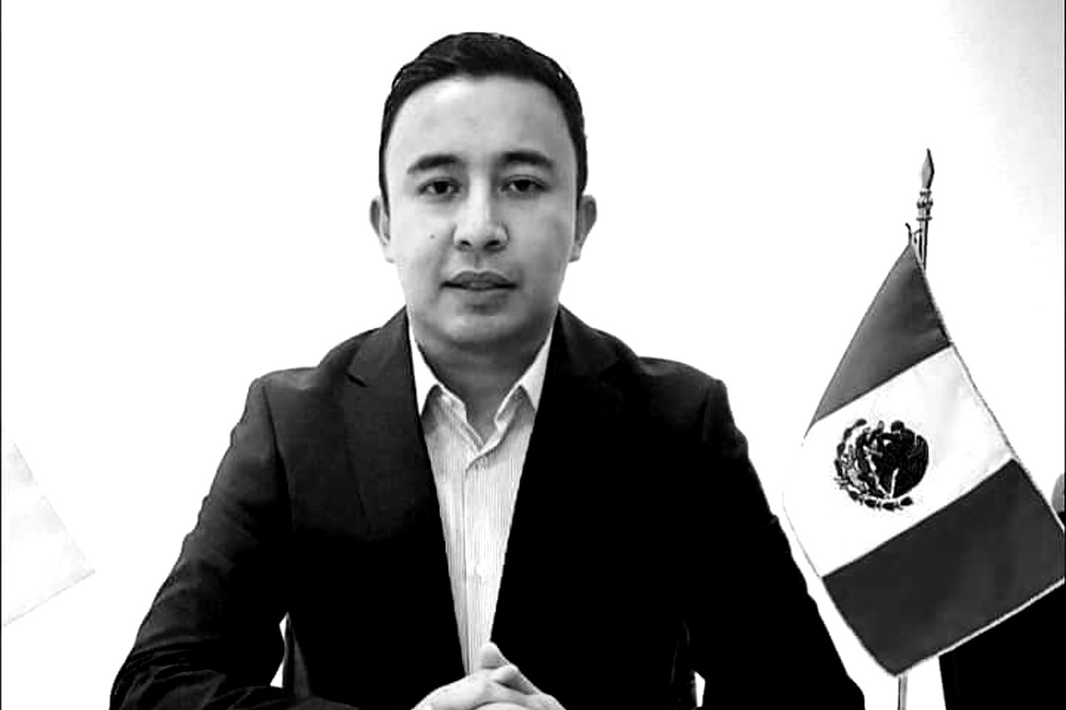 daniel-picazo-roba-chicos-huachinango