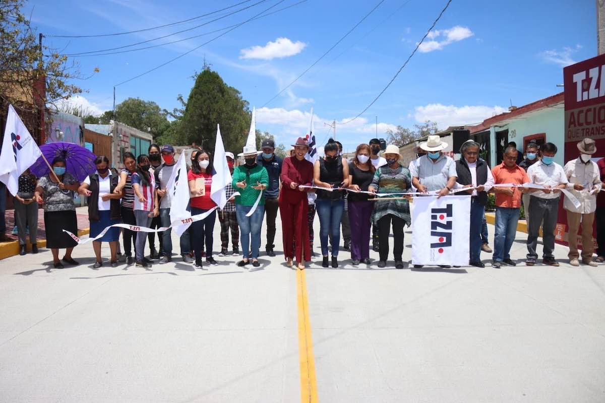 susy-angeles-entrega-tercera-obra-hidraulica-huitzila