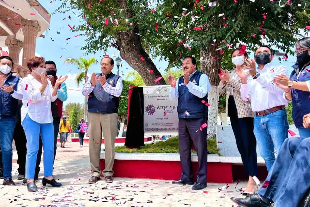 devenaron-atitalaquia-placa-pueblo-con-sabor