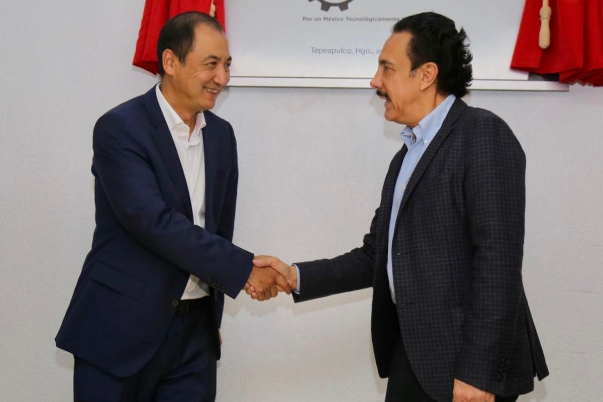 fayad-inaugura-centro-vinculacion-desarrollo-competencias-industria