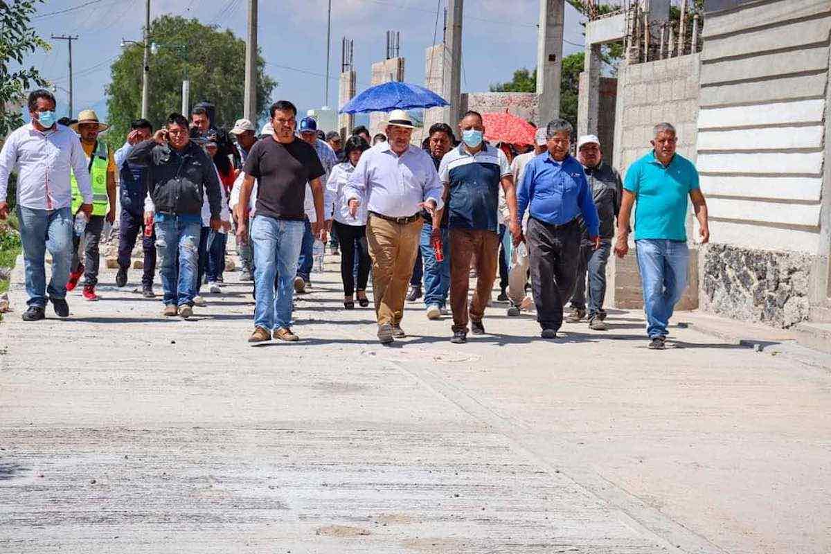 tepeji-comunidad-indigena-san-ildefonso-recibio-cemento