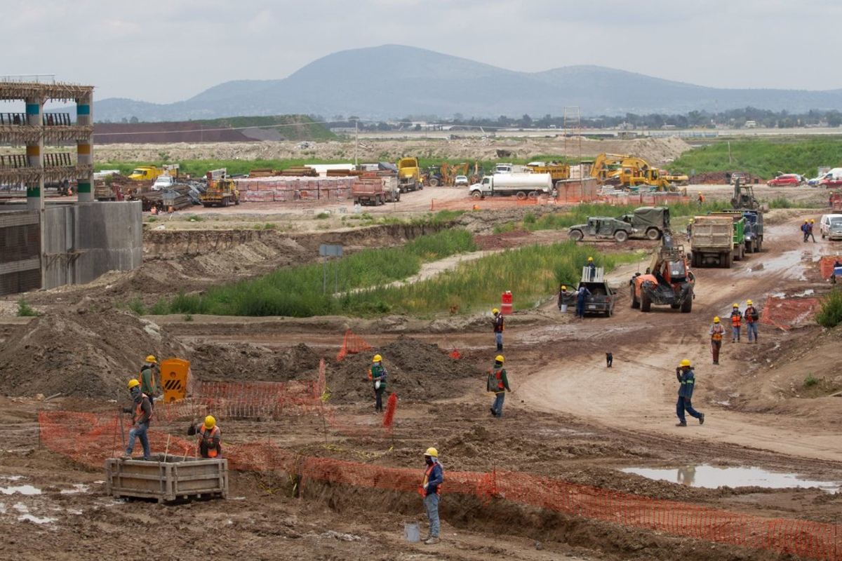 aifa-acceso-vial-ica-construcciones-trabajadores