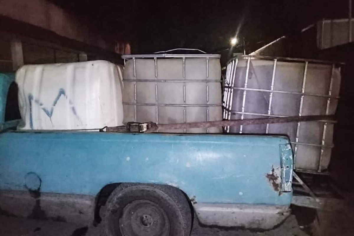 camioneta-huachicolera-incautada-policia-combustible