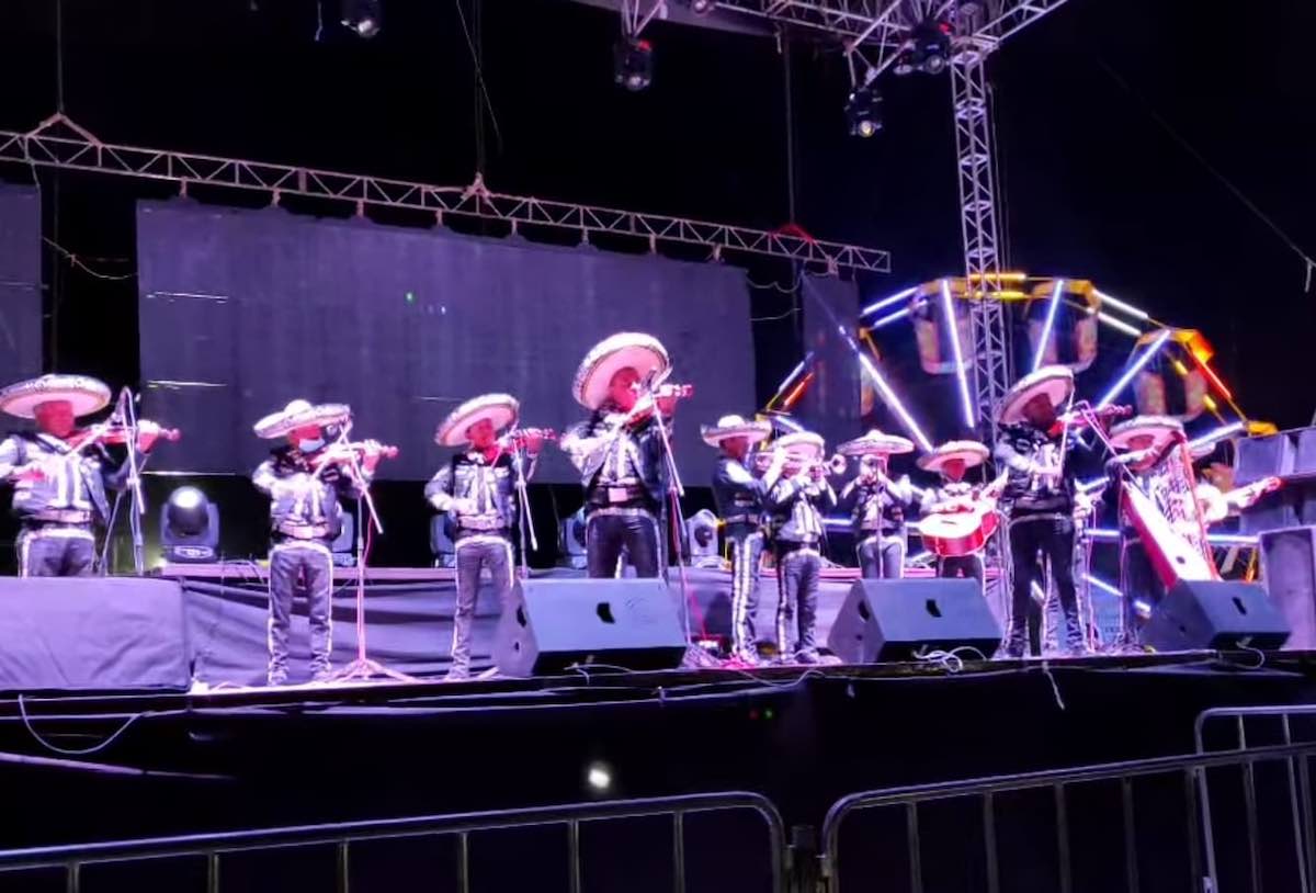 celebraciones-patrias-en-paz-atotonilco.tula