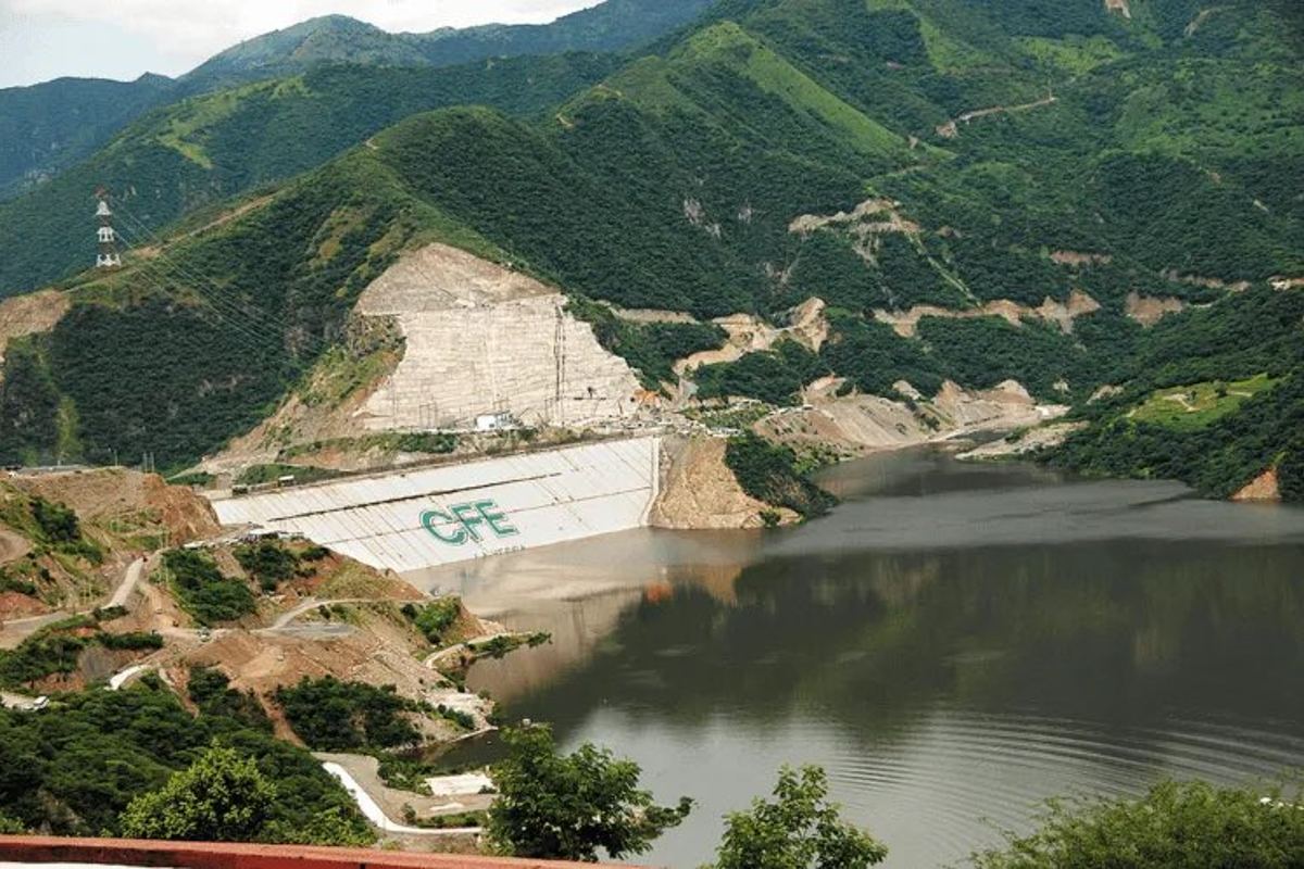 cfe-contrato-amlo-seisa-empresarios-4t