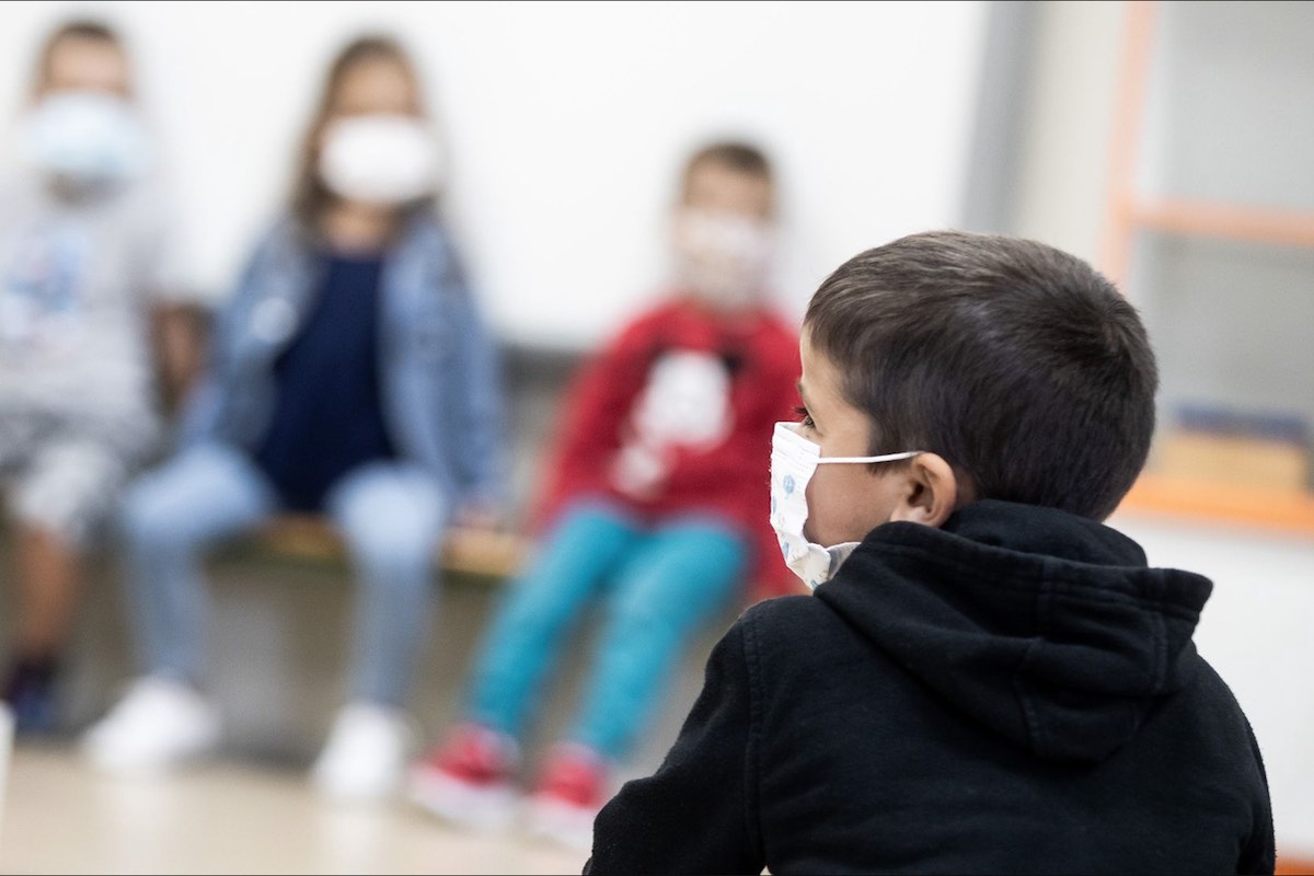 contagios-covid-niñas-niños-adolescentes-redujeron