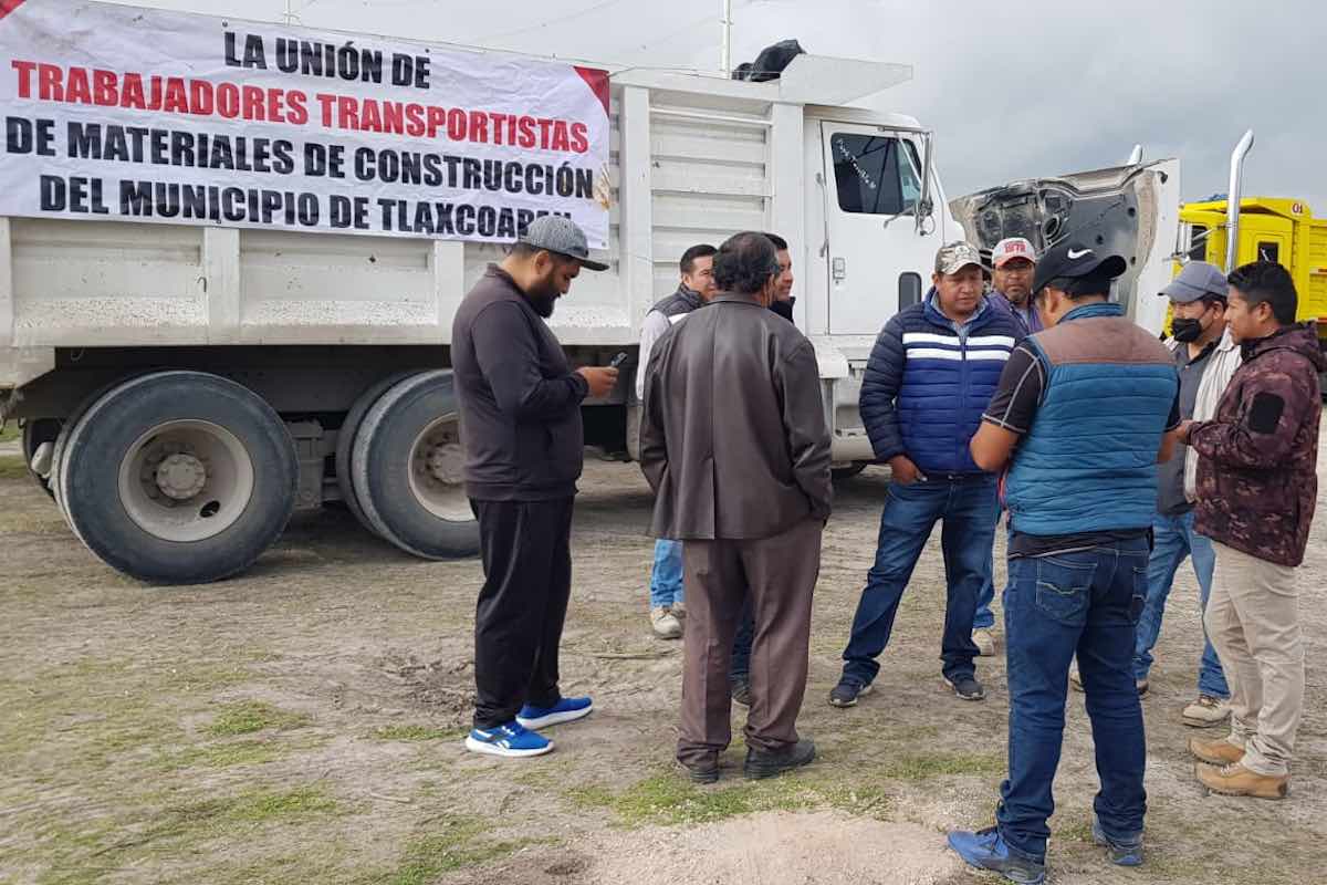 continua-paro-obra-hospital-imss