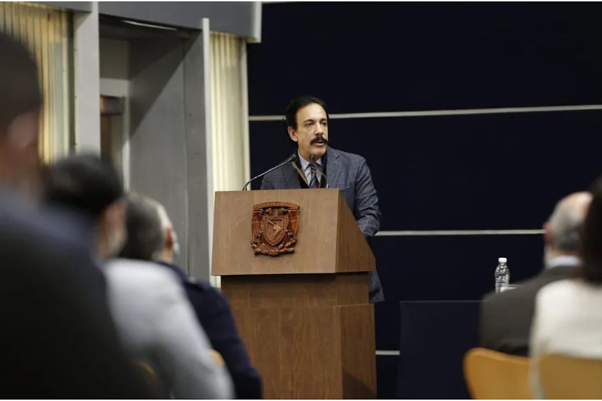 queda-pausa-otorgamiento-patentes-notario