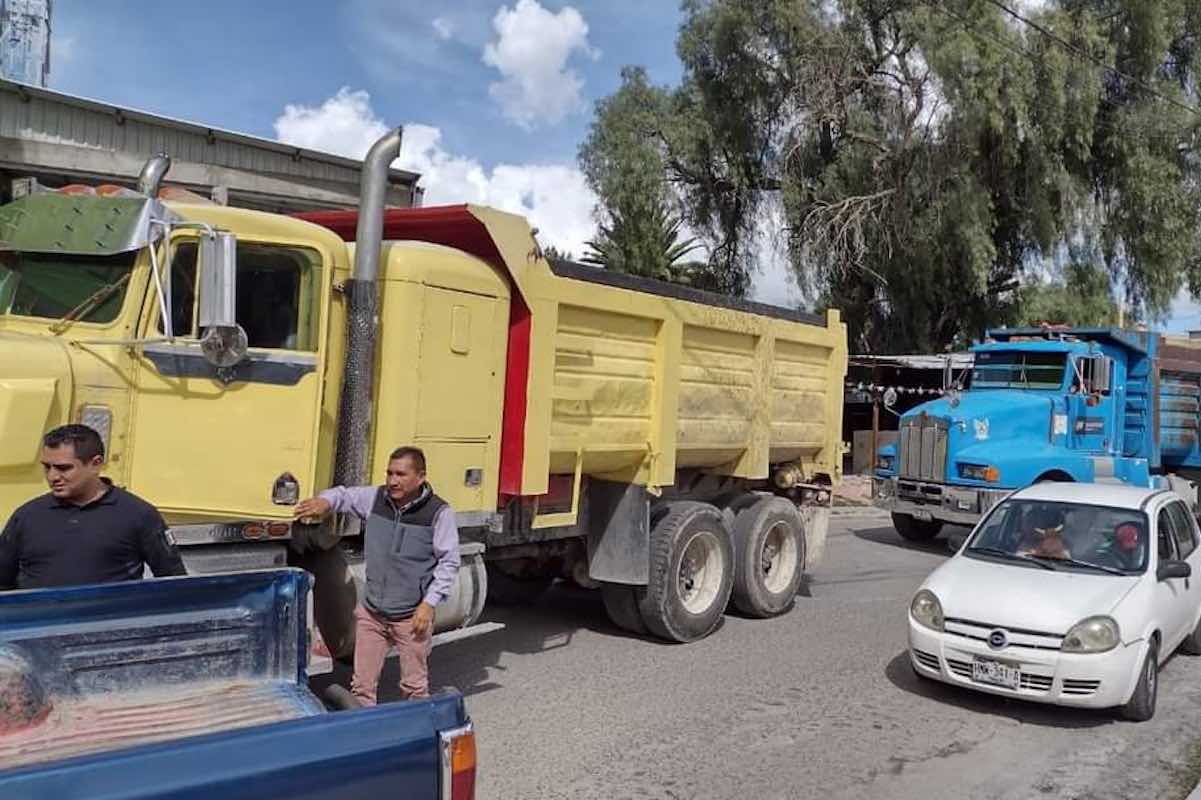 transportistas-manifestacion-alcalde-tepeji-bloqueo-calles
