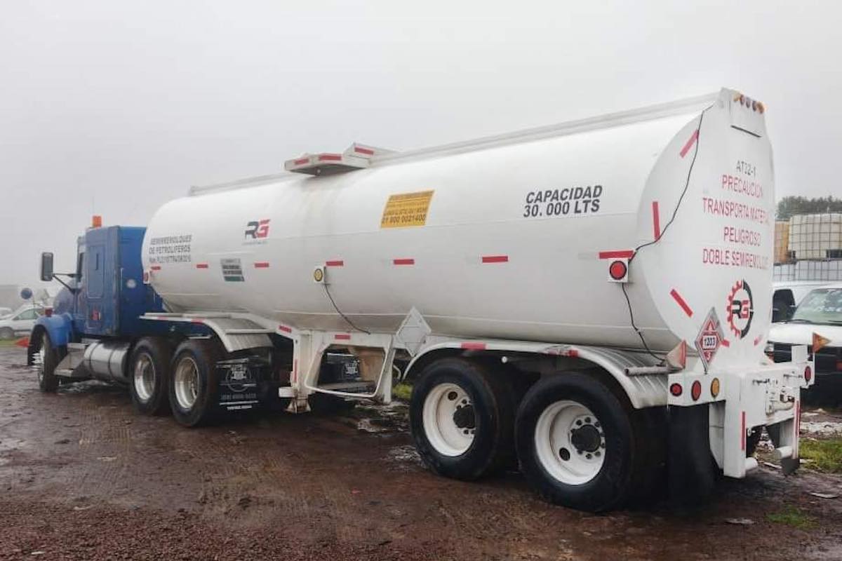 aseguran-vehiculos-cargamentos-huachicol