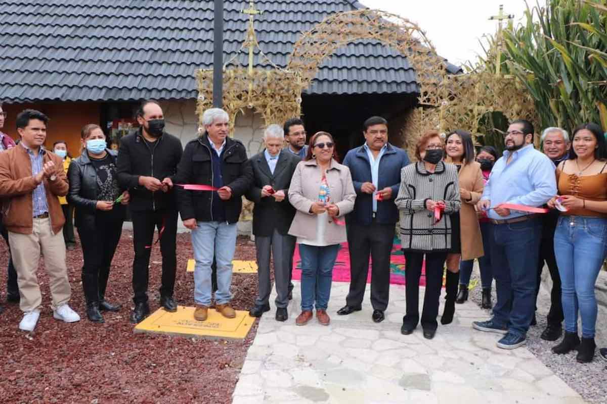 inauguran-centro-comunitario-biblioteca-publica