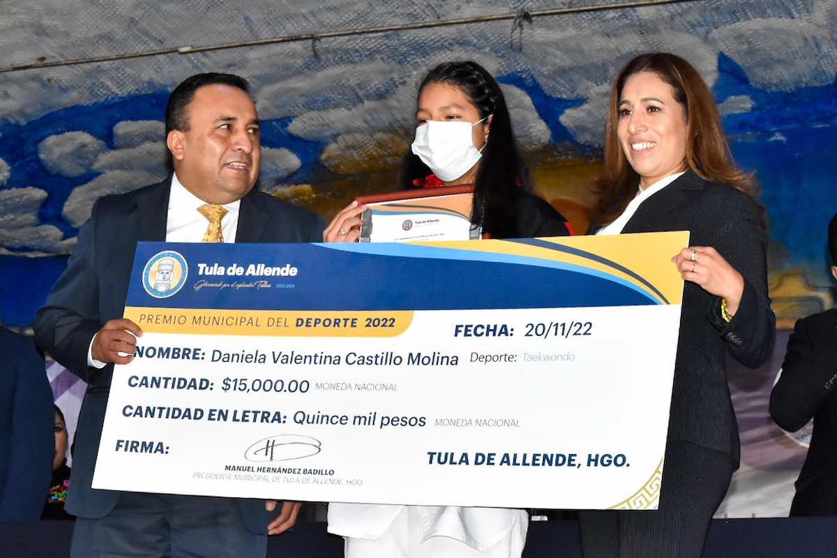 entregan-premio-municipal-deporte-tula-2022