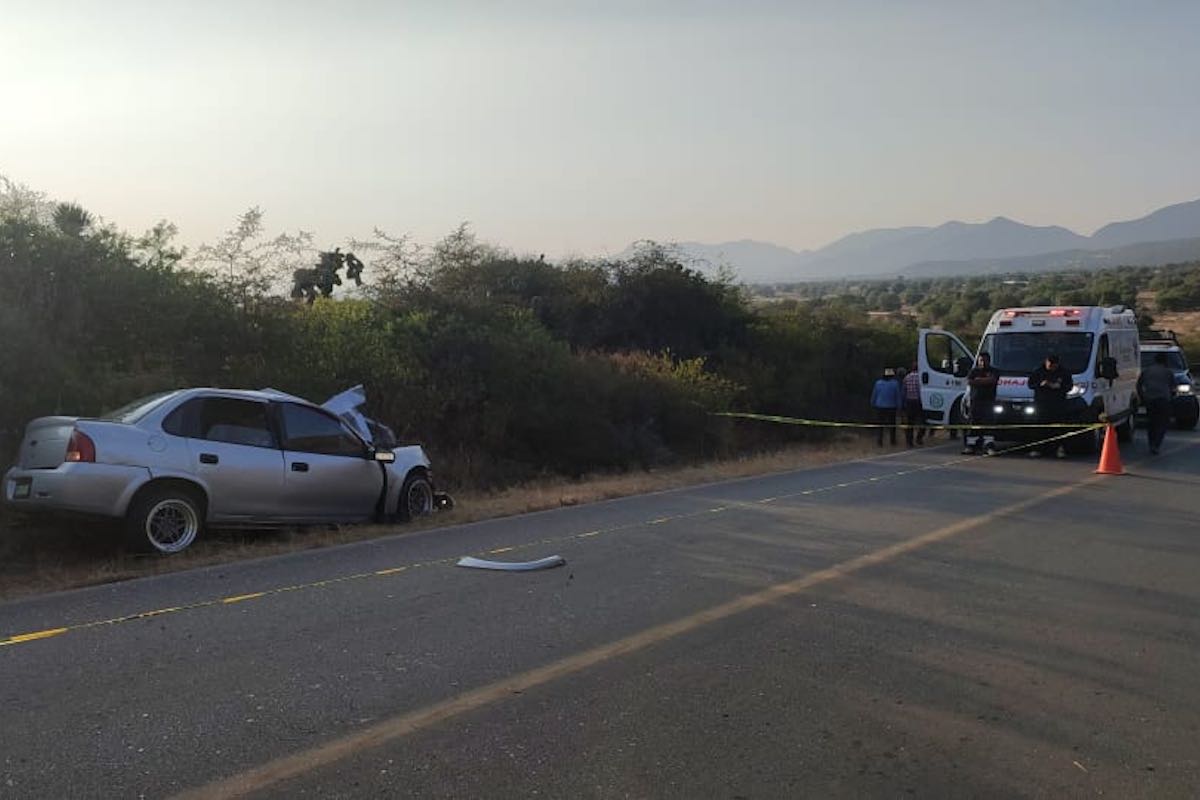 hombre-murio-choco-camion-ajacuba