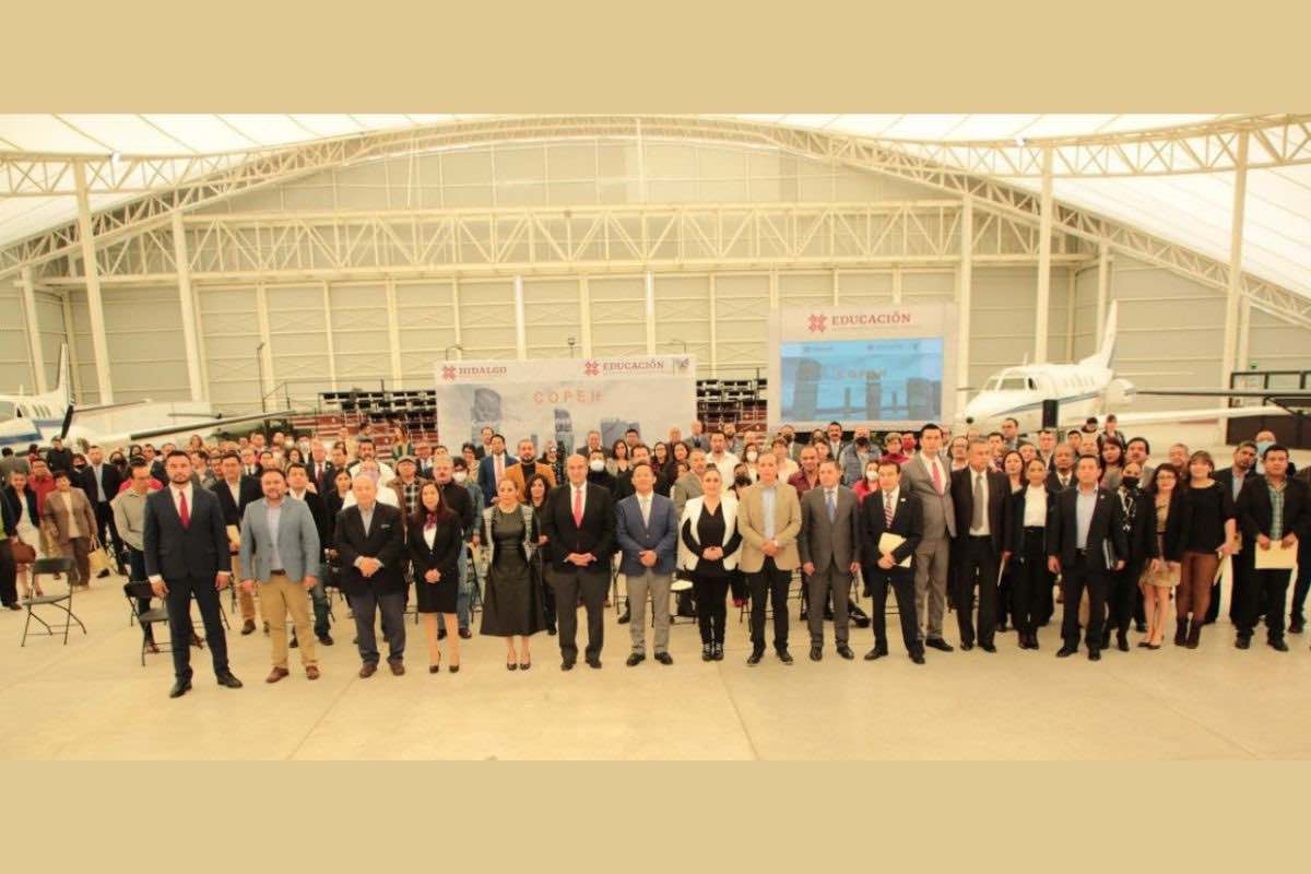 natividad-castrejón-preside-reunion-copeh