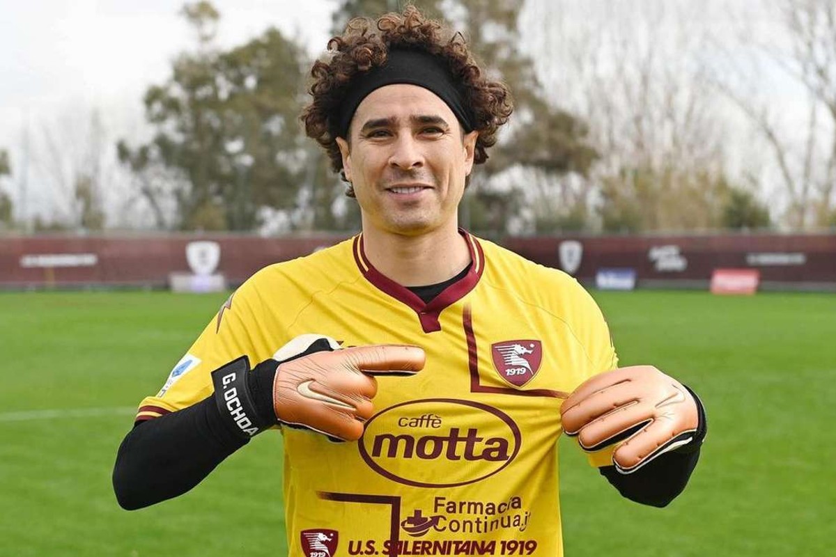 memo-ochoa-salernitana-equipo-italiano