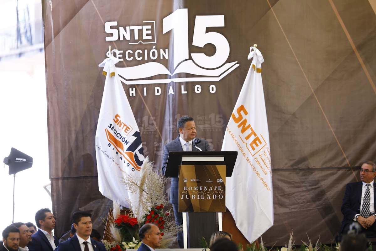 menchaca-reconoce-esfuerzo-compromiso-snte