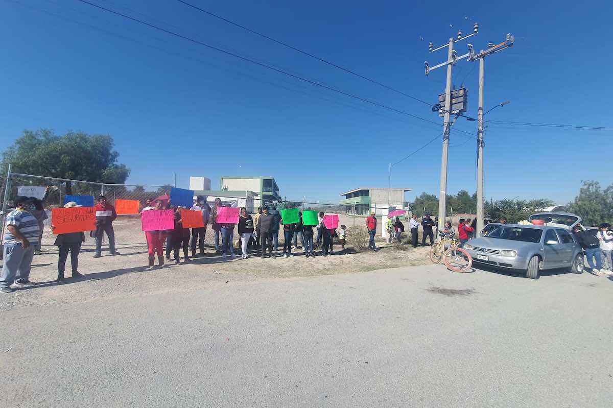 padres-cierran-plantel-cobaeh-bomintzha-tula-construccion