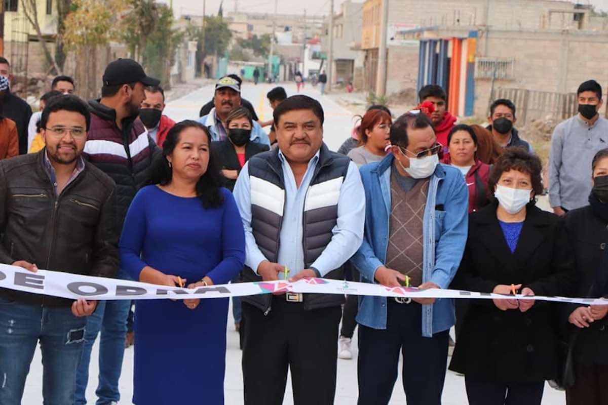 inauguran-pavimentacion-hidraulica-tlaxcoapan