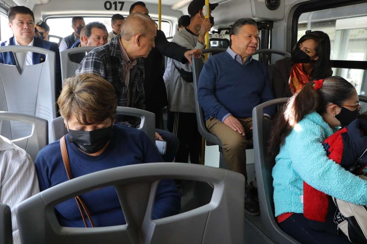 julio-menchaca-supervisa-fallas-tuzobus-unidades-afectadas