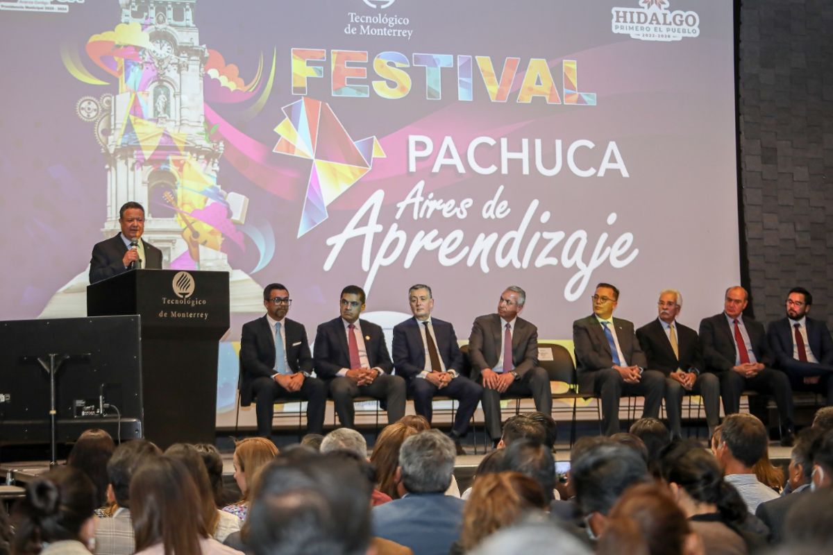 julio-menchaca-salazar-convenio-pachuca 1