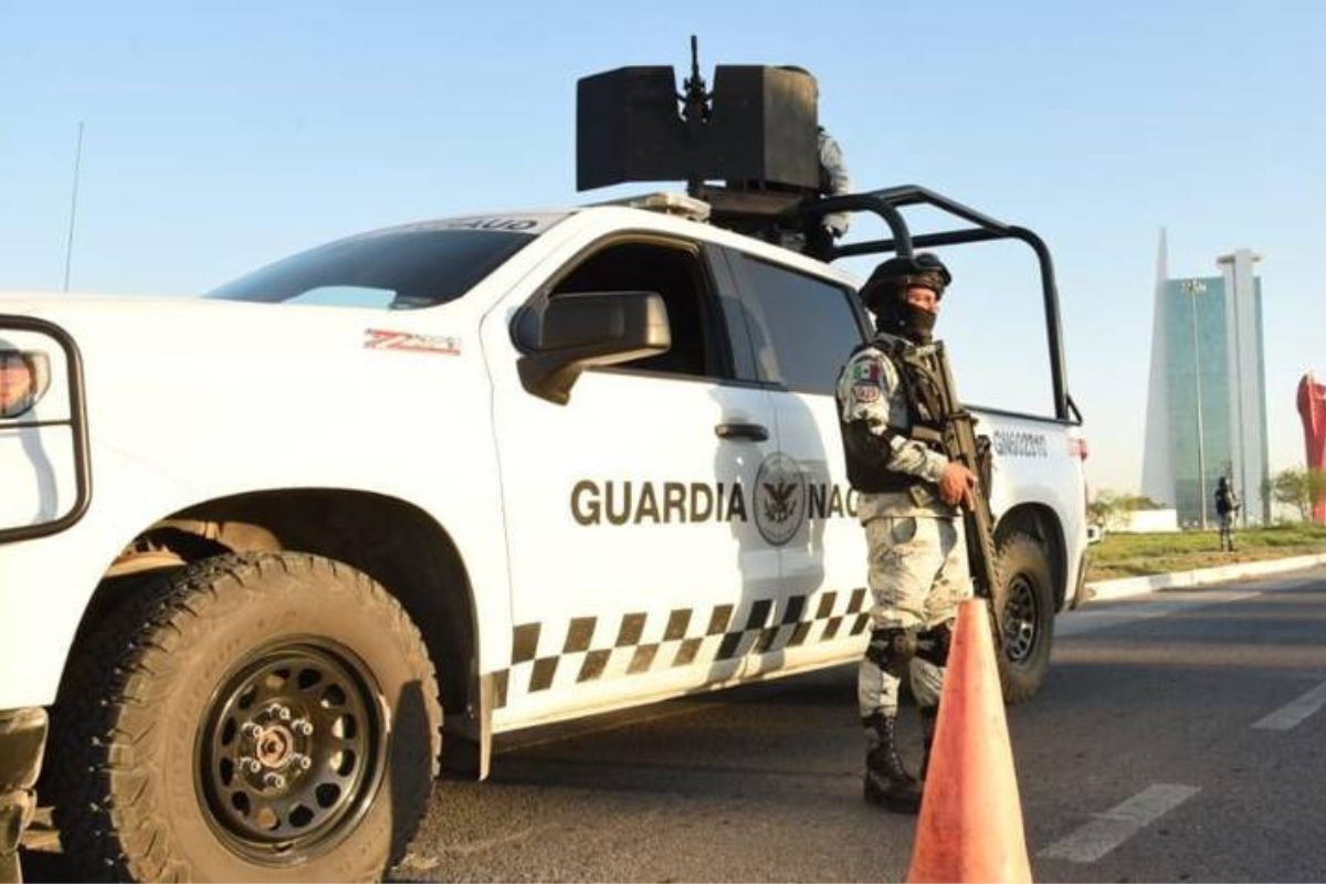 guardia-nacional-camioneta-familia